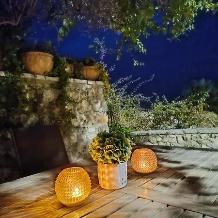 Aga's Seaview